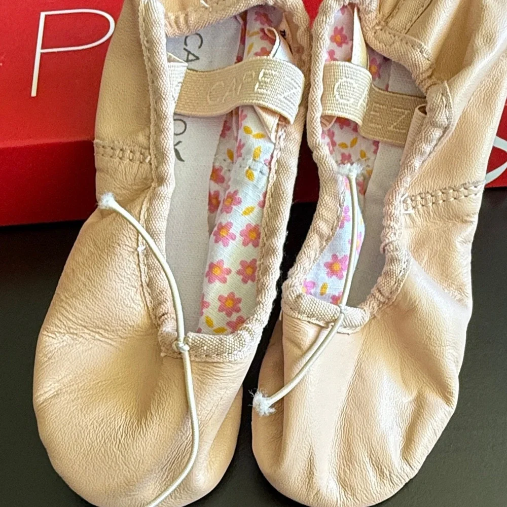 Capezio Ballet Slippers- Daisy in size 11M - Picture 2 of 3